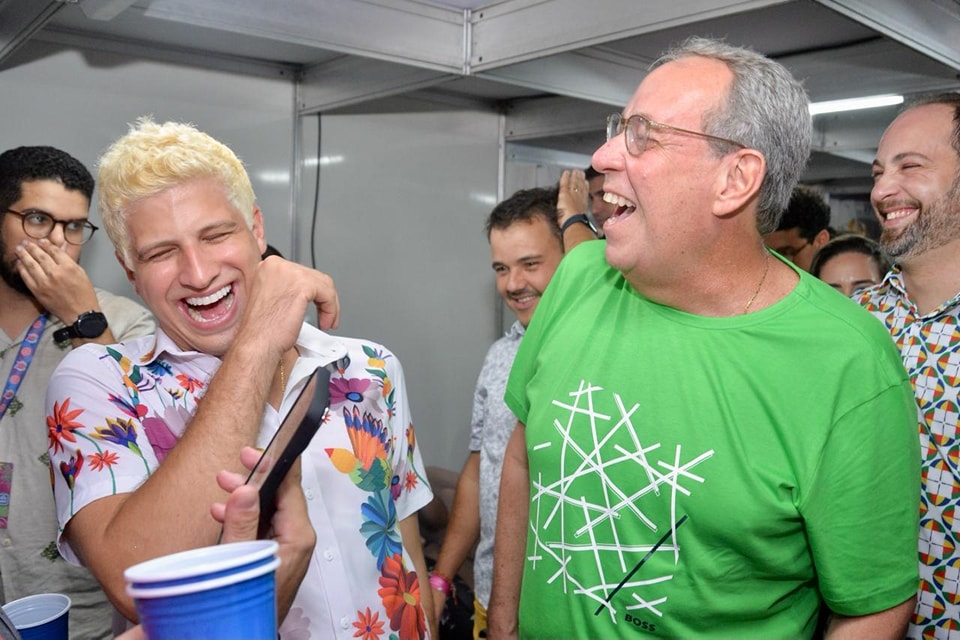 TCE libera contrato da Prefeitura do Recife com empresa de Álvaro Filho
