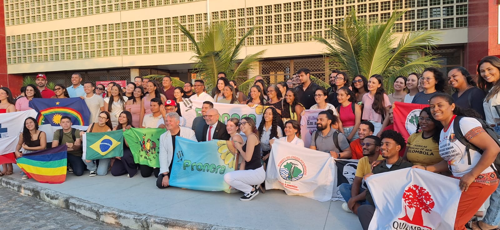 Foto colorida de estudante do primeiro curso de medicina do Pronera